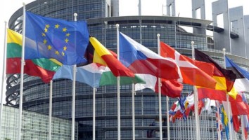 বাংলাদেশের পরিস্থিতি নিয়ে ইউ পার্লামেন্টে আলোচনা - image