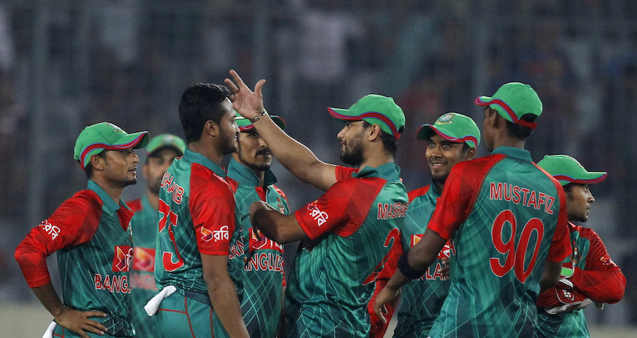 বাঘের খাঁচায় জিম্বাবুয়ের অসহায় আত্নসমর্পণ - image