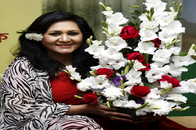 জন্মদিনে চায়ের চুমুকে ফাহমিদা নবী - image