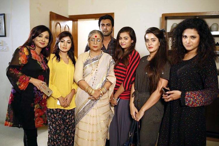 ধারাবাহিক নাটক : লাইফ ইন এ মেট্রো - image