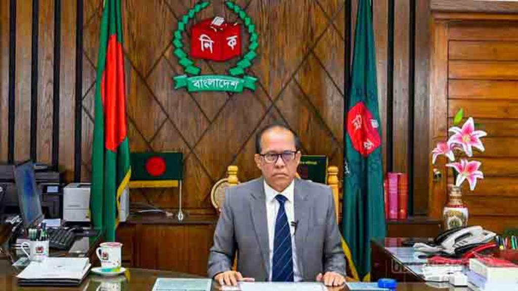 পুতিনের নির্বাচন দেখতে রাশিয়ায় যাচ্ছেন সিইসি - image