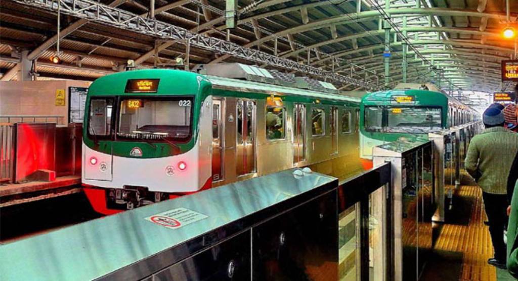 মেট্রোরেল চলাচলের সময় বাড়ল - image