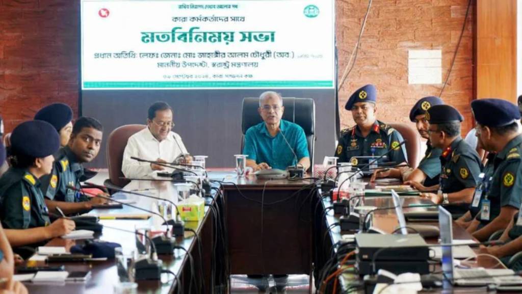 দুর্নীতি বন্ধ হলে বেশিরভাগ সমস্যার সমাধান হয়ে যাবে : স্বরাষ্ট্র উপদেষ্টা - image